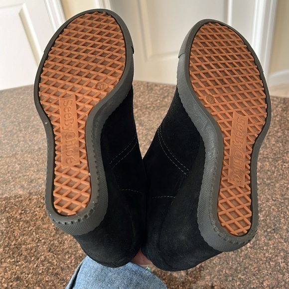 SEE BY CHLOE LADIES BLACK SUEDE WEDGE TIE BOOTIES-7-EUC - Picture 6 of 10